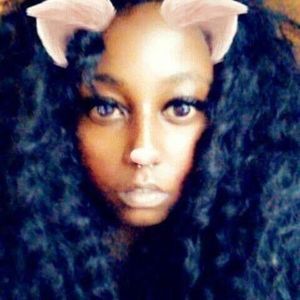 Meet your Posher, Kristin